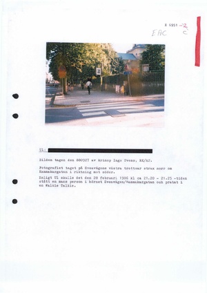 Pol-1988-09-27 EAC6951-00 Iakttagelse-man-walkie-talkie-Sveavägen-kyrkan.pdf