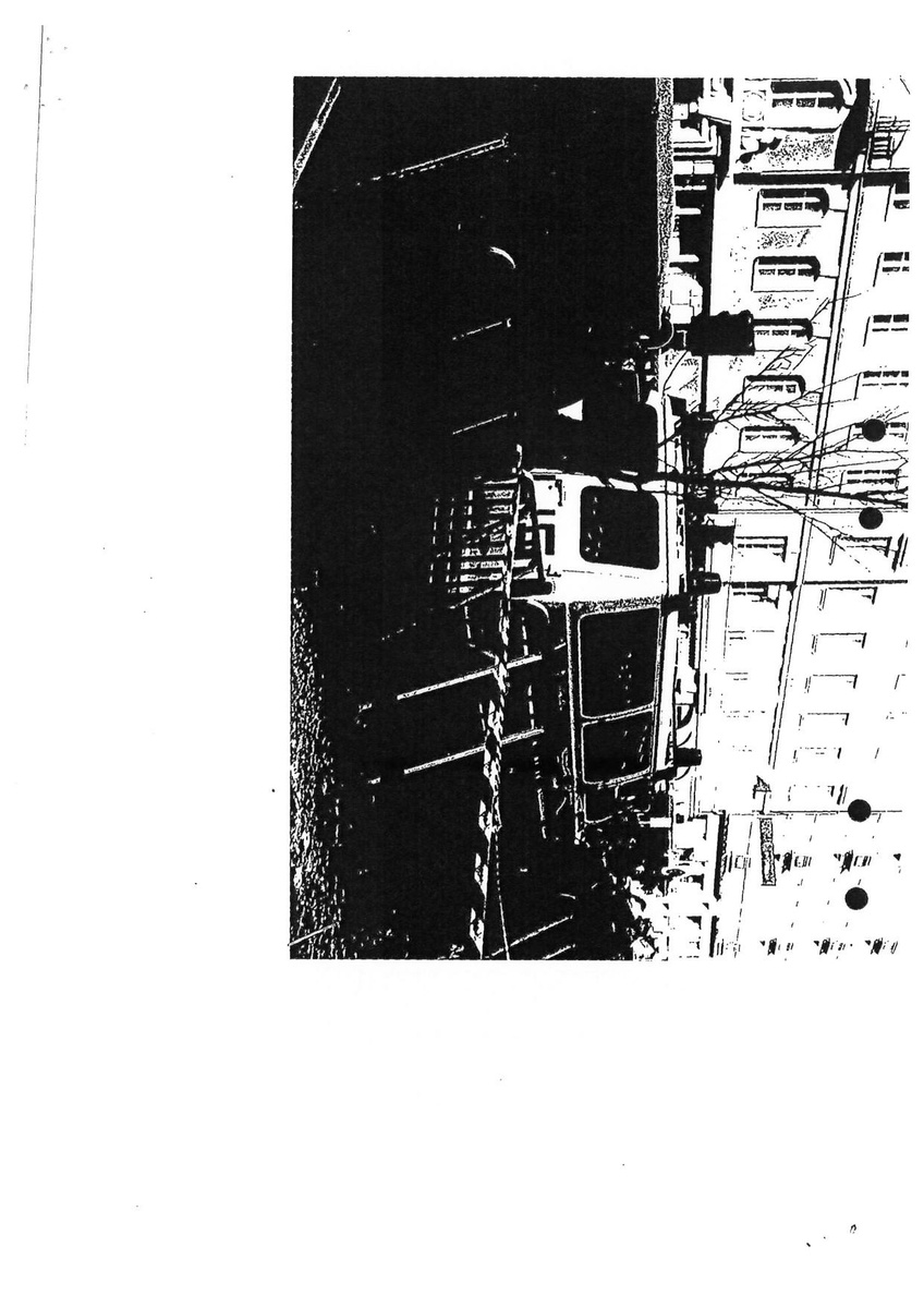 Pol-1994-06-06 EH16025-01 Man-skickar-två-fotografier-från-mordplatsen-morgonen-1-mars.pdf