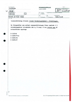 Pol-1988-12-07 EBC2327-24 Polisbil-kommunikationsradio-utanför-bostaden.pdf